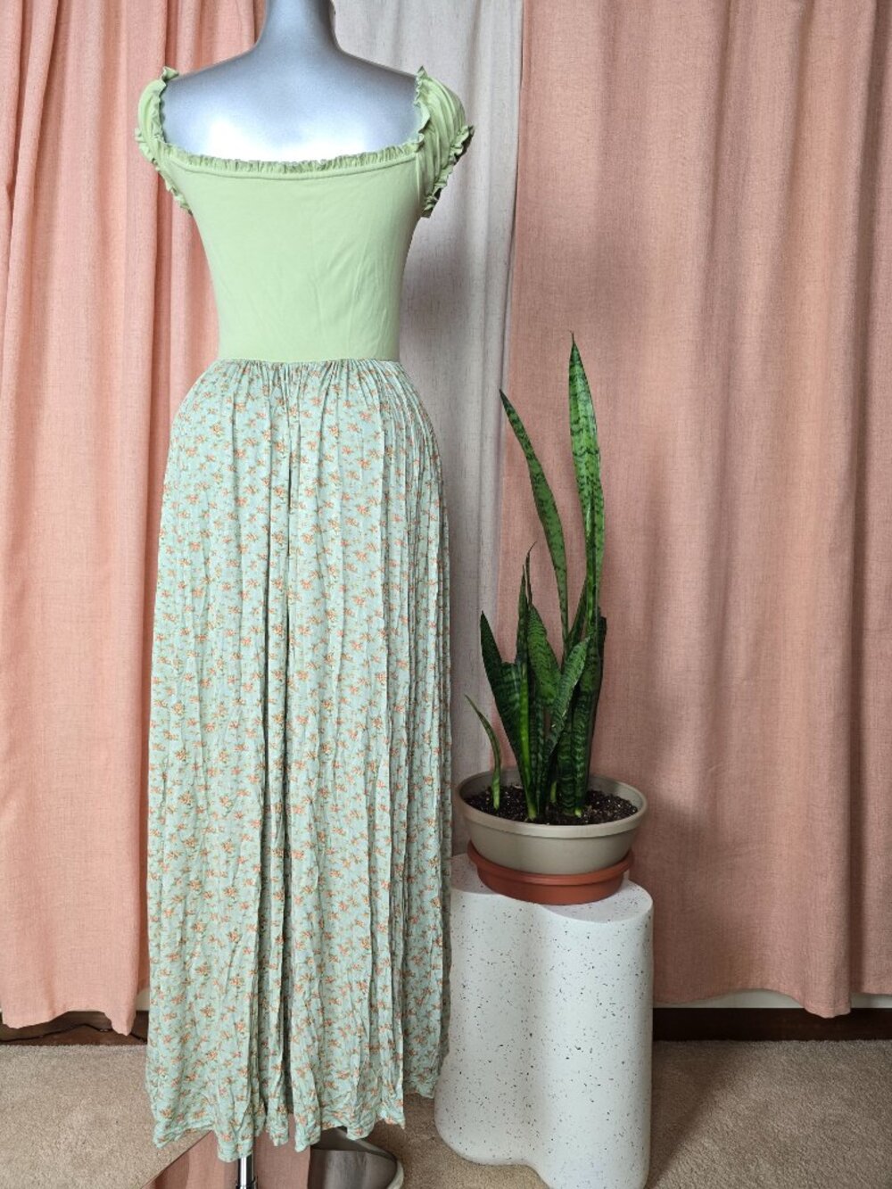 Lacemade Offical Ditsy Floral Cottagecore Maxi Dress - Picture 4 of 7